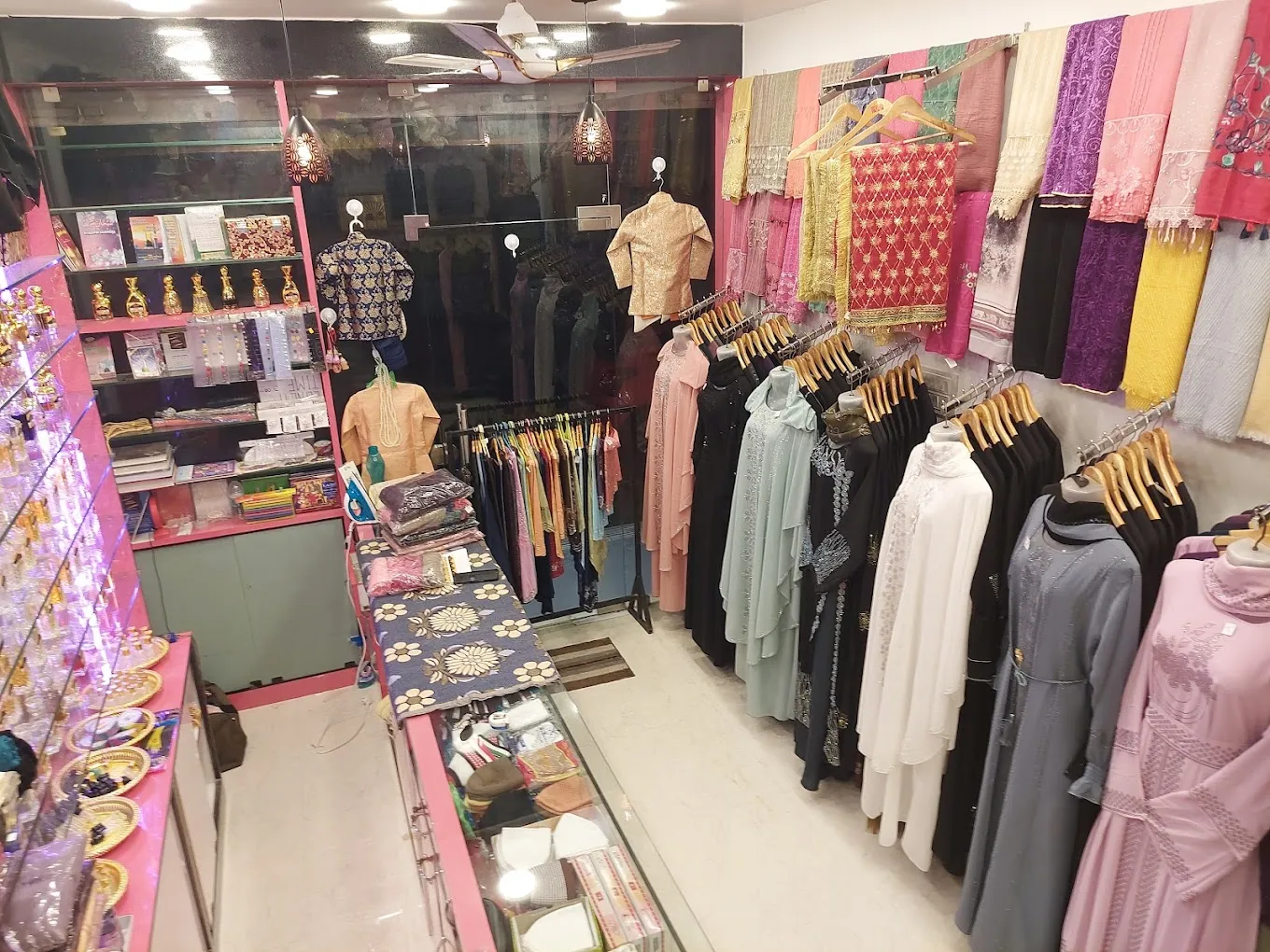 AM BURKHA HOUSE (Alandur)
